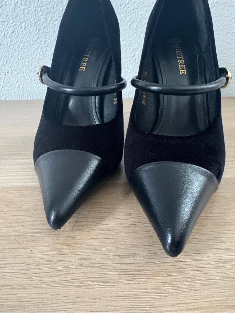 Black Pointed Toe Mary Jane Pumps